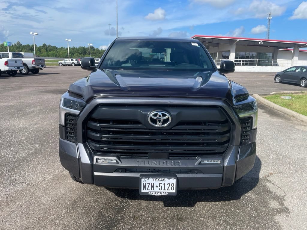Used 2025 Toyota Tundra SR5 w/ SR5 Convenience Package AWD/4WD image 2