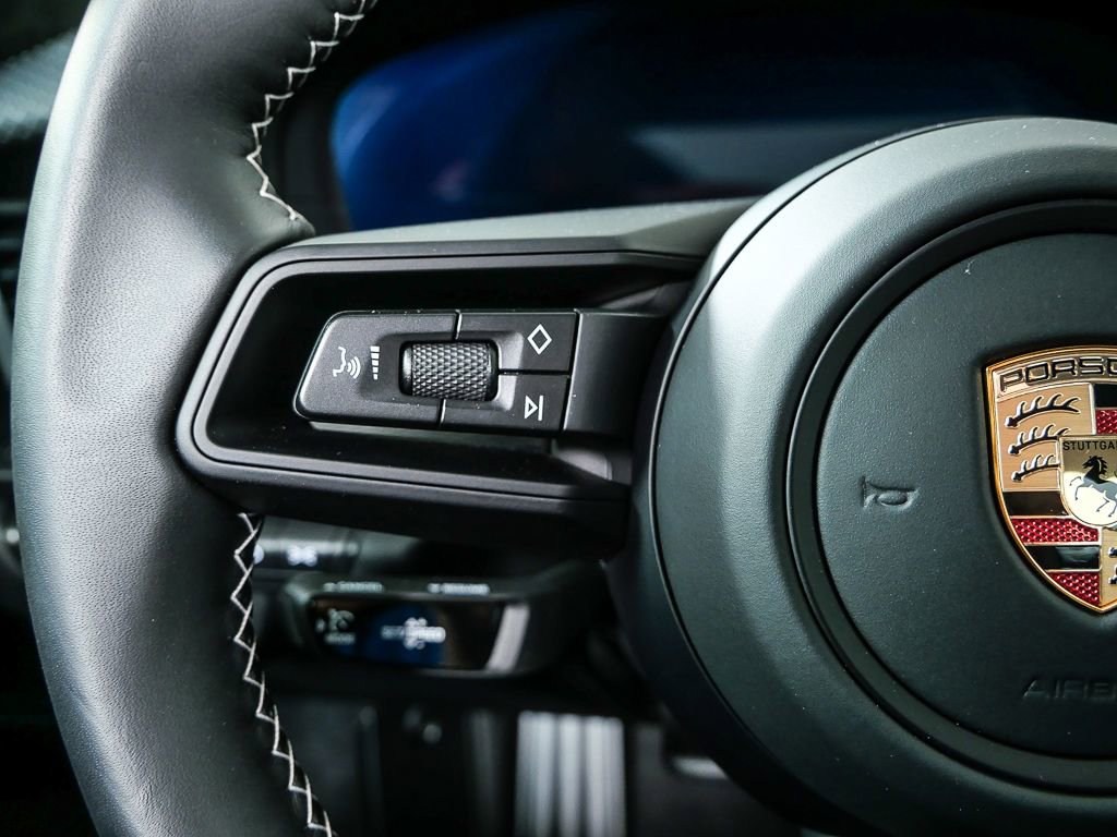 Certified 2025 Porsche 911 GT3 image 10