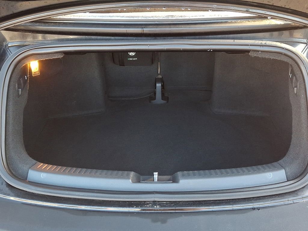 Used 2014 Volkswagen Beetle 2.5 image 29