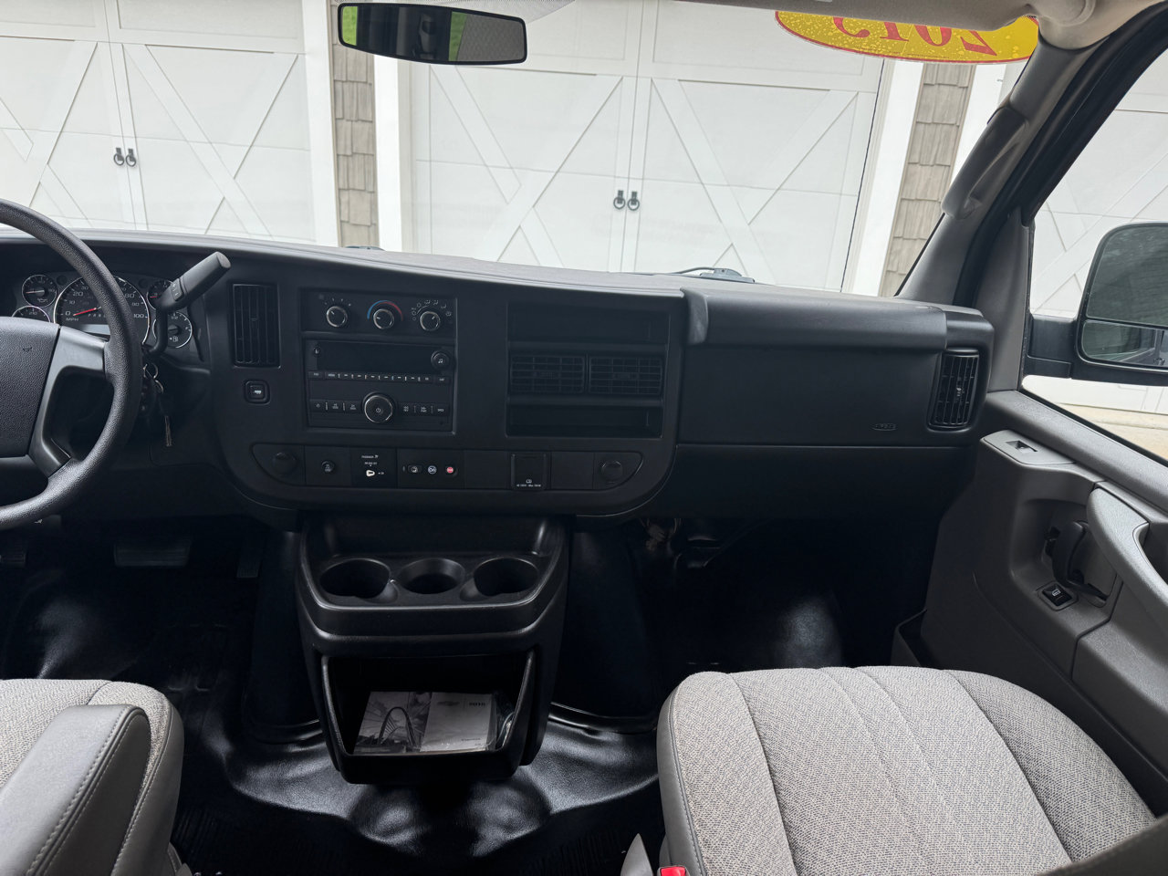 Used 2015 Chevrolet Express 3500 LS image 20