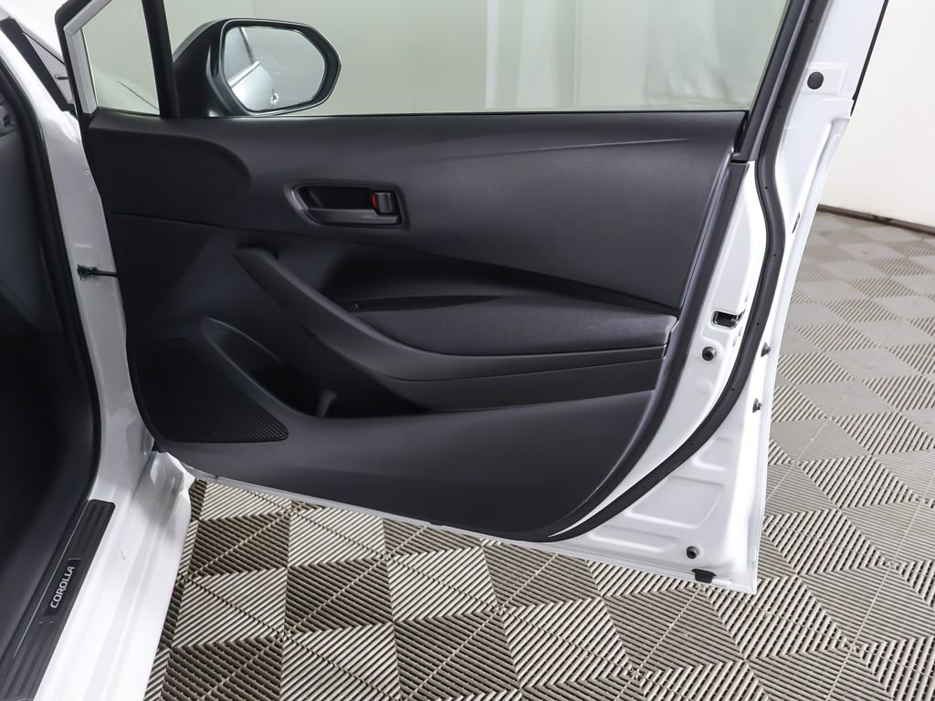 Used 2024 Toyota Corolla LE FWD image 20