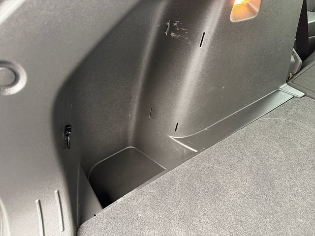 Used 2025 Chevrolet Trax ACTIV w/ Sunroof Package image 36