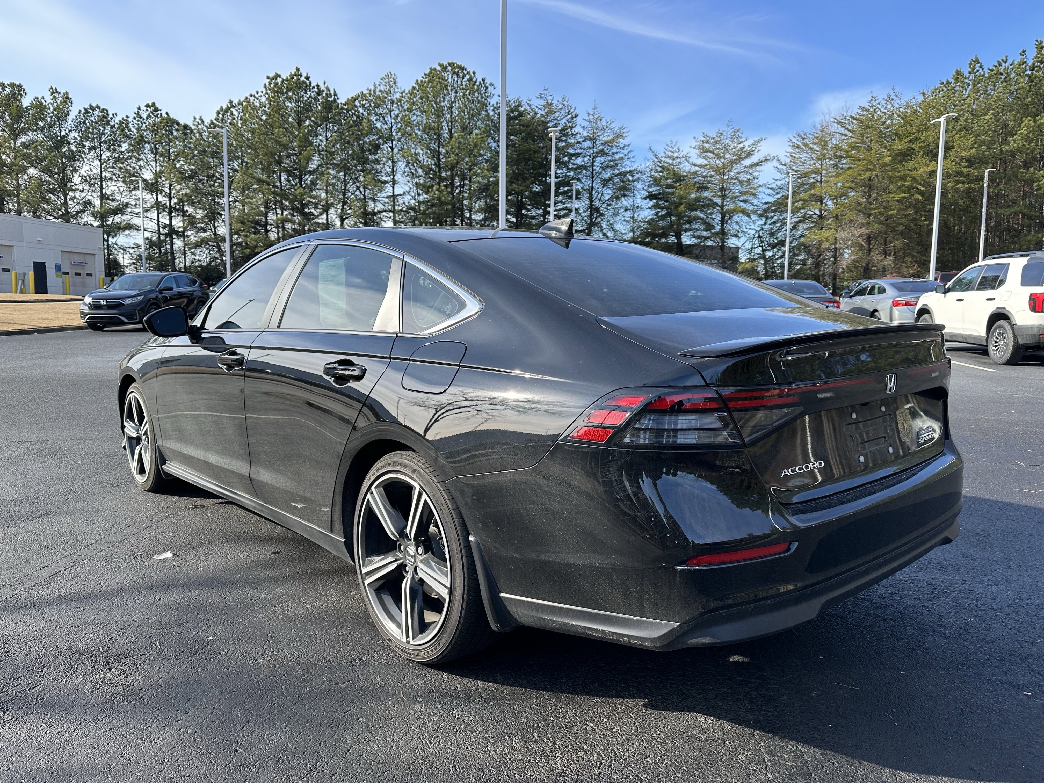 Used 2024 Honda Accord Sport image 9