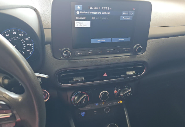 Used 2022 Hyundai Kona SEL AWD/4WD image 13