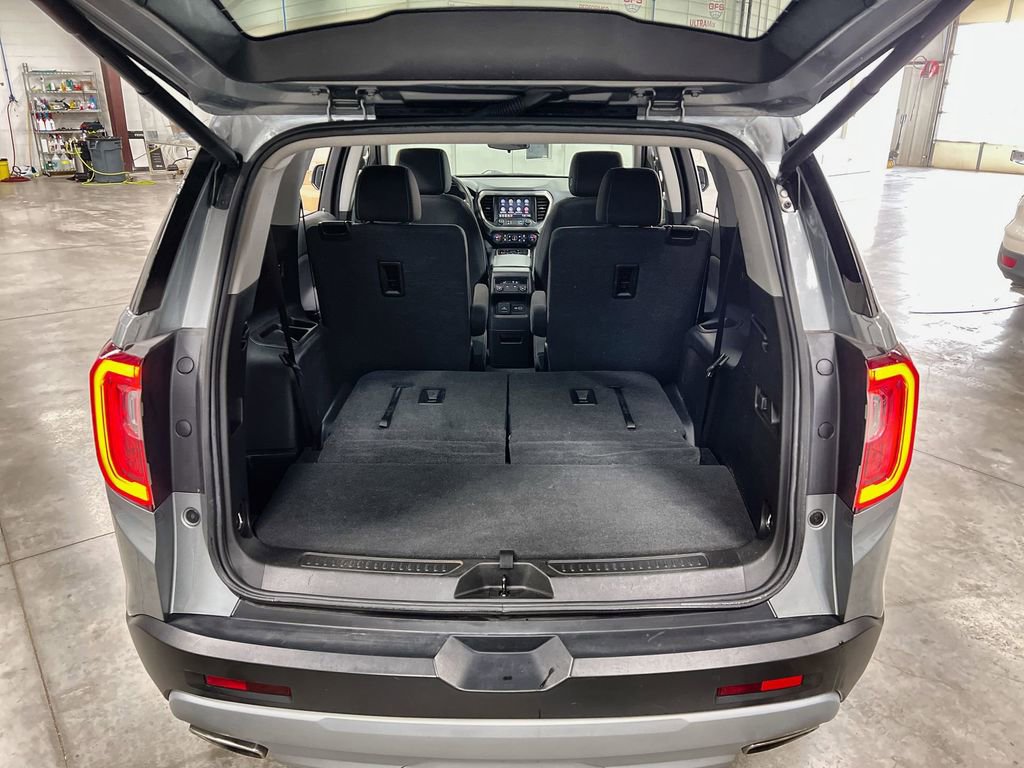 Used 2023 GMC Acadia SLE w/ Driver Convenience Package image 26
