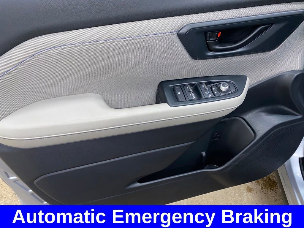 Used 2025 Subaru Forester Premium image 10