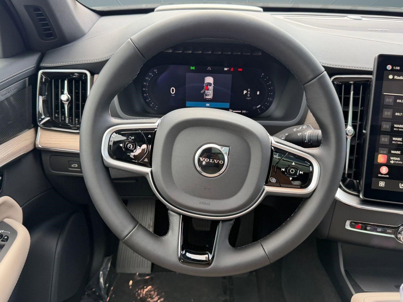 New 2026 Volvo XC90 B6 Ultra w/ Protection Package image 17