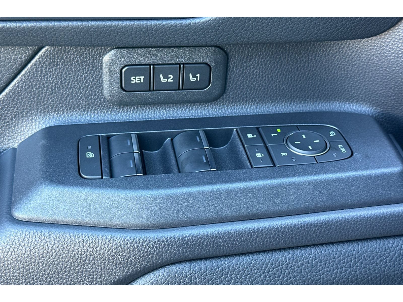 Certified 2027 Toyota Land Cruiser w/ Premium Package AWD/4WD image 12