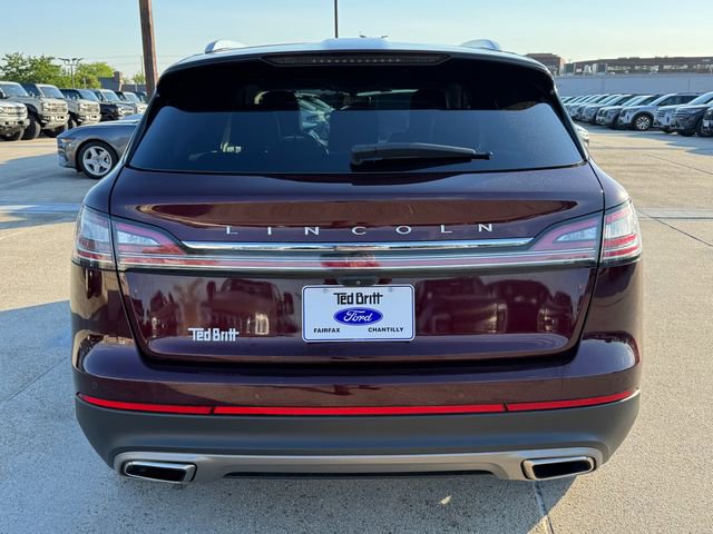 Used 2022 Lincoln Nautilus AWD w/ Premium Package image 9