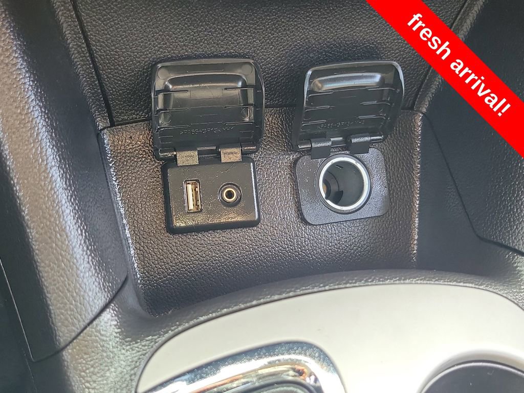 Used 2017 Chevrolet Cruze LS image 28