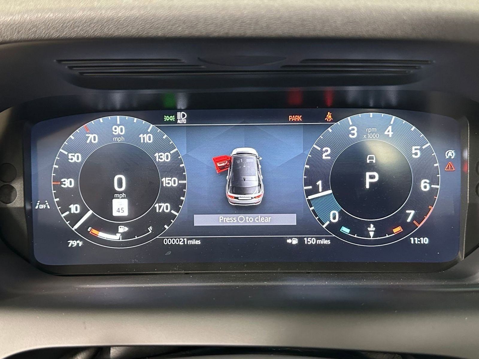 Used 2025 Land Rover Discovery Sport S image 18