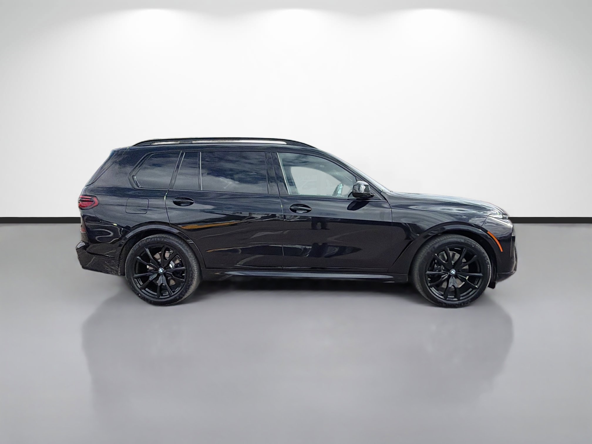 New 2026 BMW X7 xDrive40i w/ M Sport Package image 2