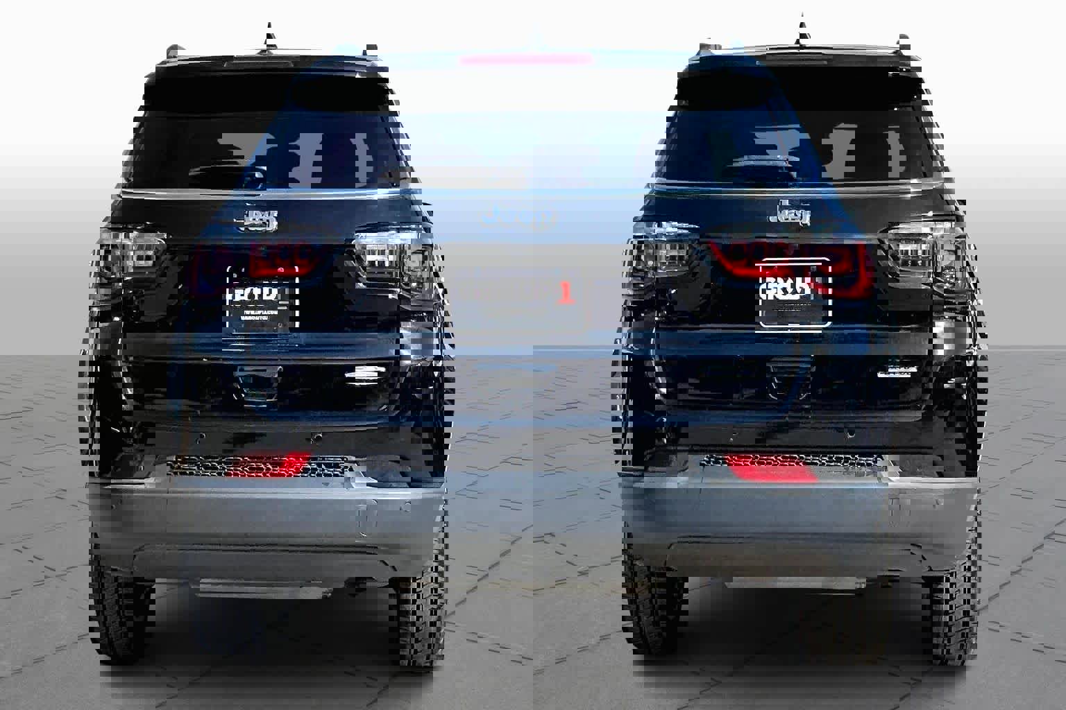 Used 2020 Jeep Compass Latitude image 4