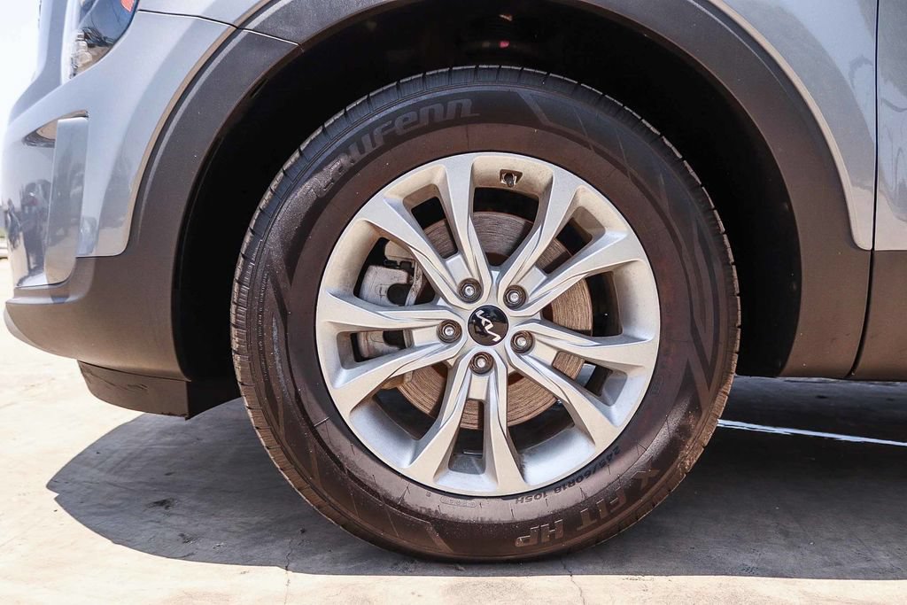 Used 2022 Kia Telluride LX AWD/4WD image 13
