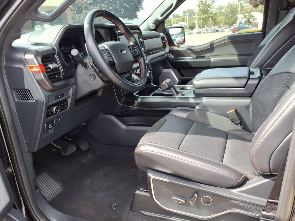 Used 2025 Ford F150 Raptor AWD/4WD image 8