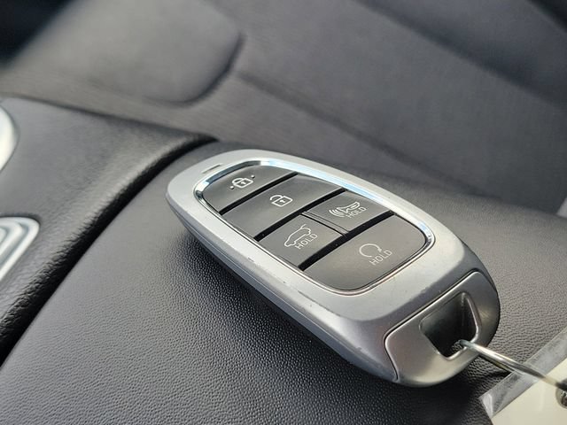 Used 2023 Hyundai Santa Fe SEL w/ Cargo Package FWD image 38