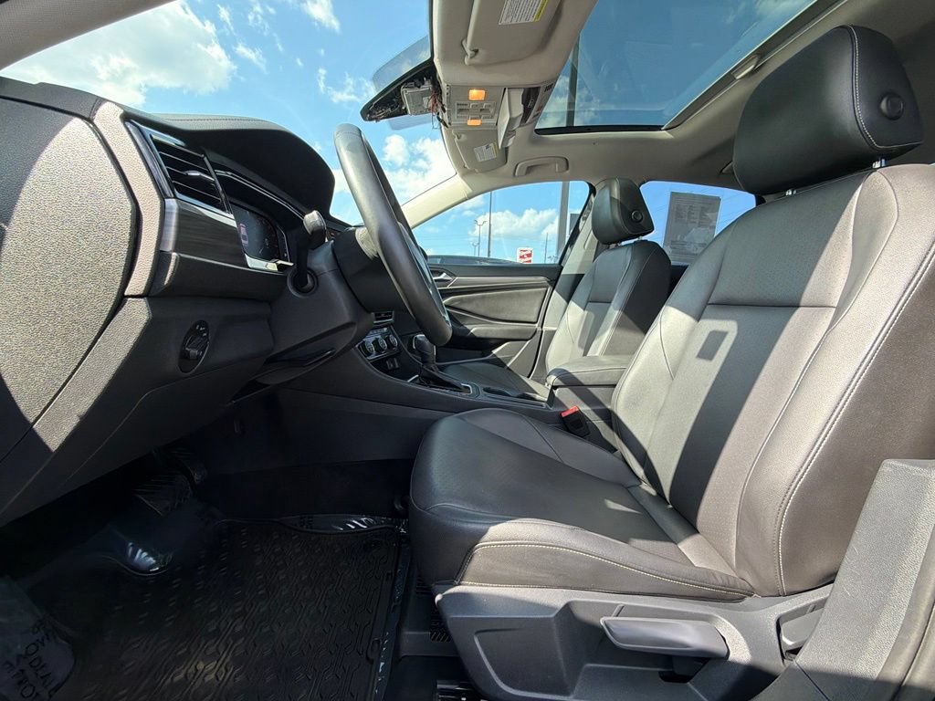 Used 2020 Volkswagen Jetta SEL FWD image 16
