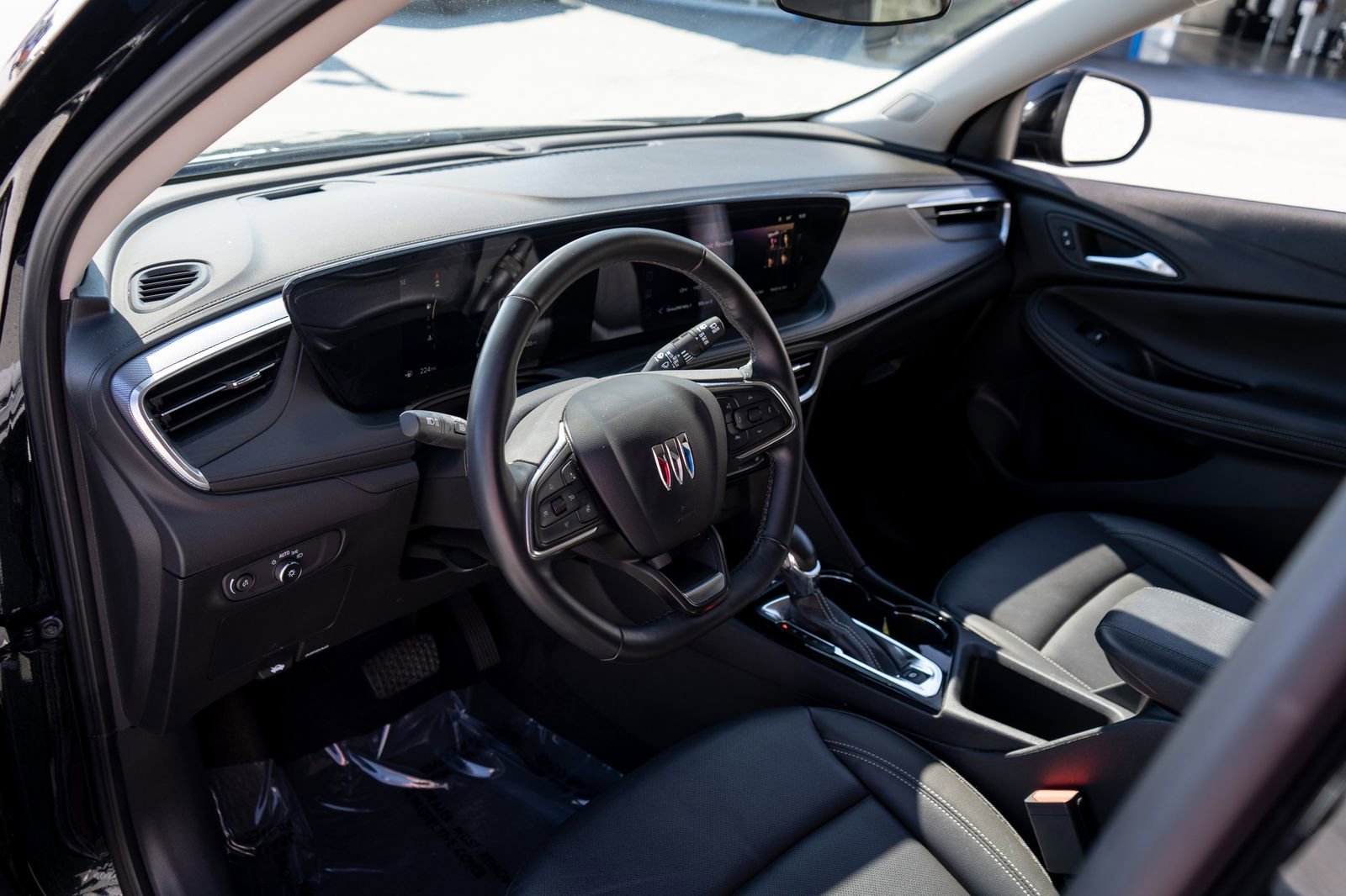 Used 2024 Buick Encore GX Sport Touring w/ Comfort Package FWD image 13