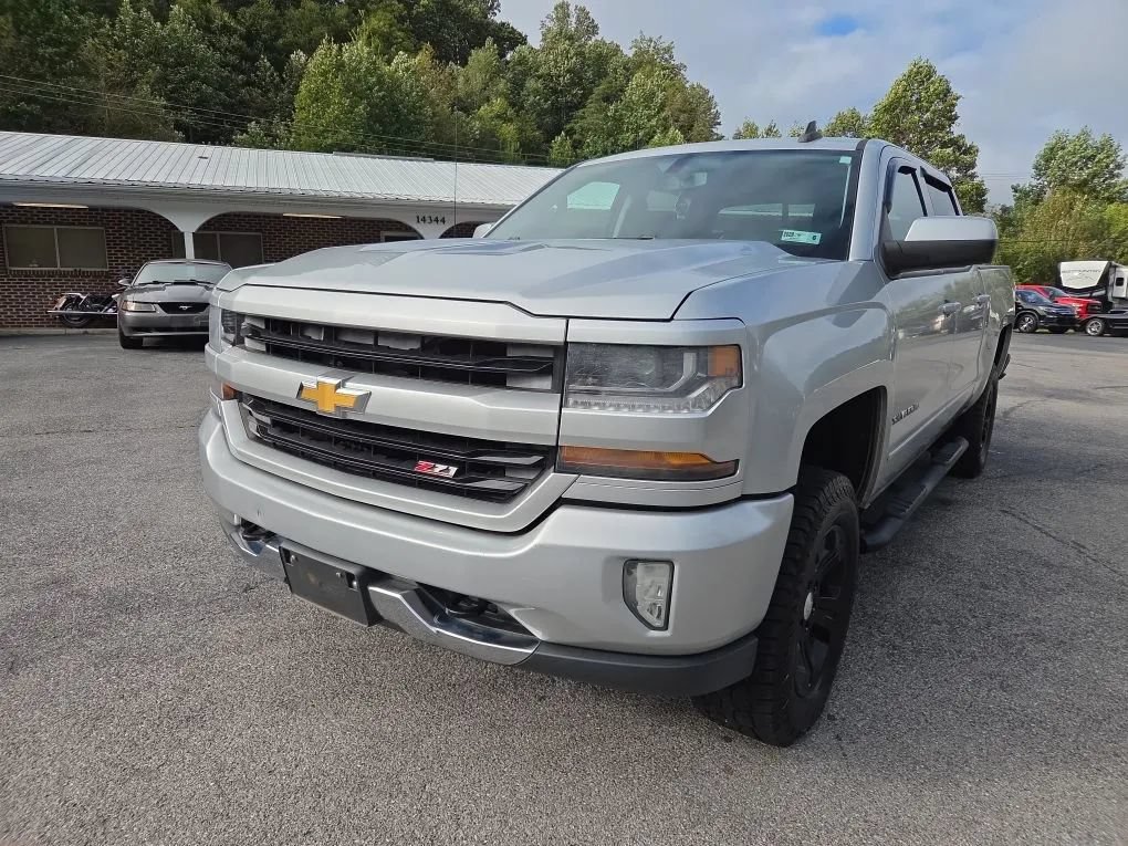Used 2016 Chevrolet Silverado 1500 LT w/ All Star Edition AWD/4WD image 2