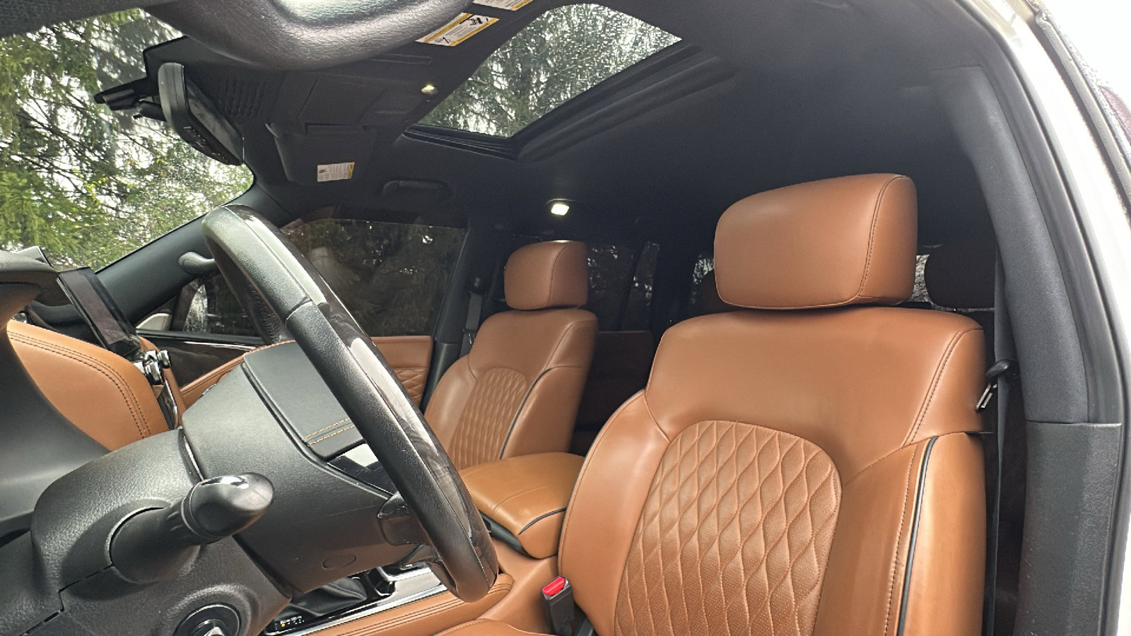 Used 2022 INFINITI QX80 Sensory image 15