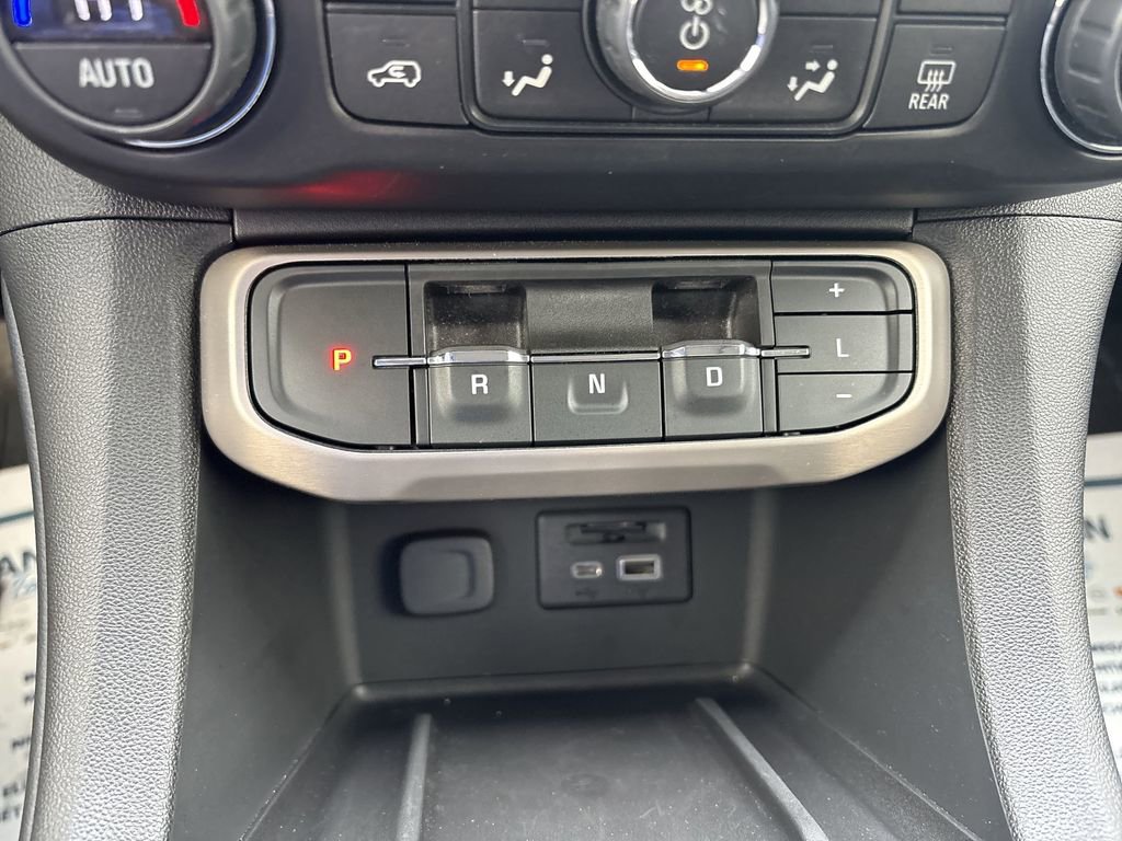 Used 2021 GMC Acadia Denali w/ Denali Ultimate Package image 21