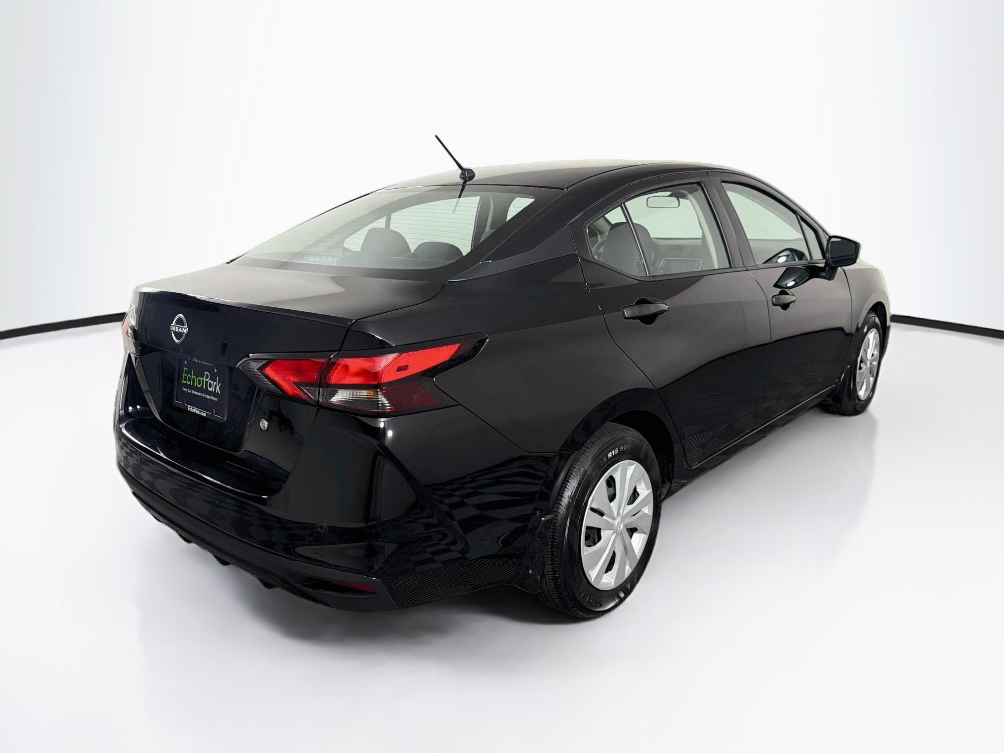 Used 2025 Nissan Versa S w/ Trunk Package FWD image 9
