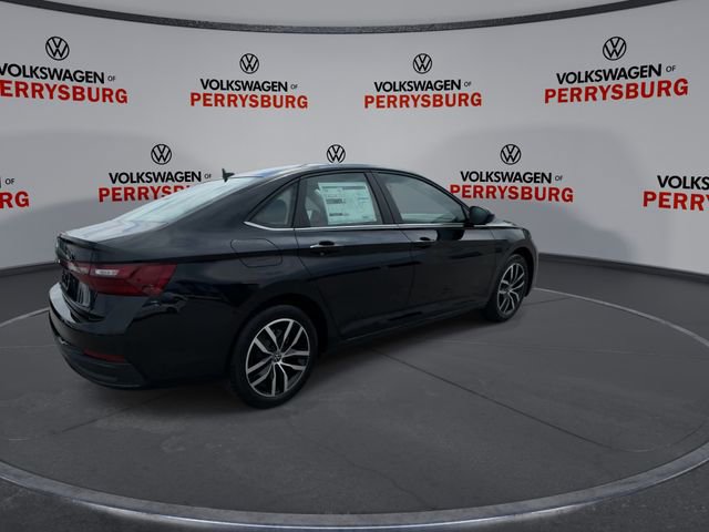 New 2026 Volkswagen Jetta SE image 9