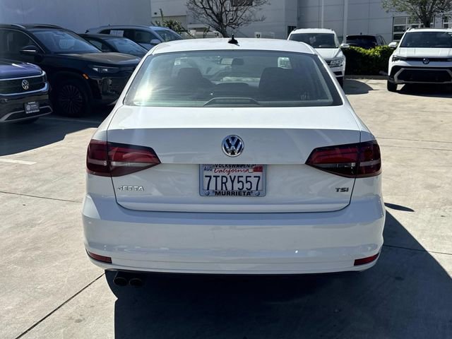 Used 2016 Volkswagen Jetta S image 4