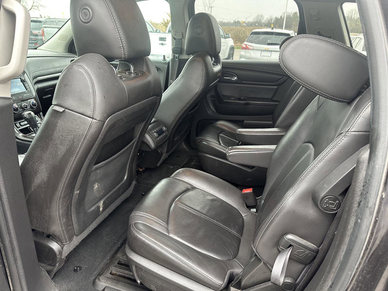 Used 2016 Chevrolet Traverse LT image 15