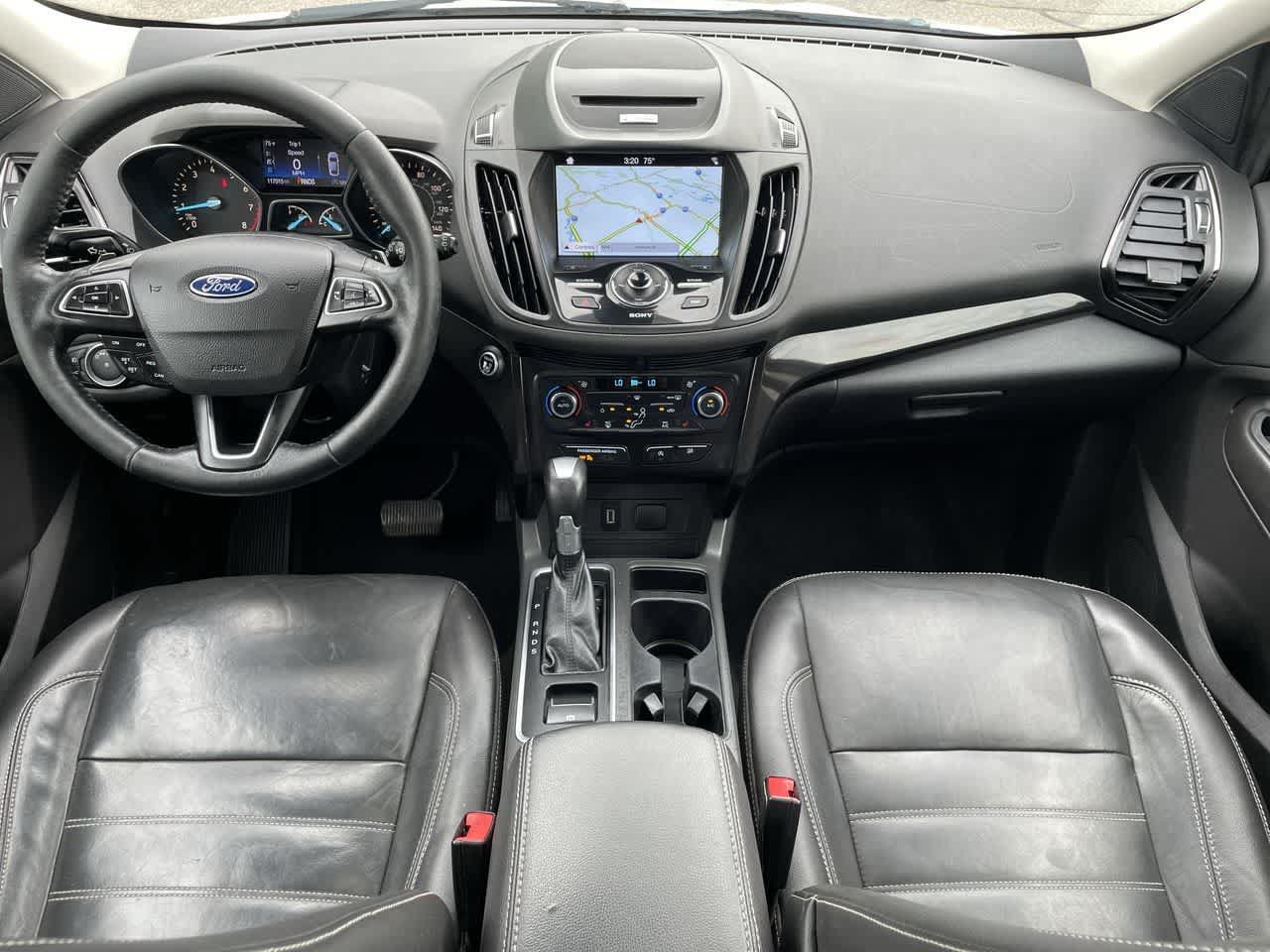 Used 2017 Ford Escape Titanium AWD/4WD image 32