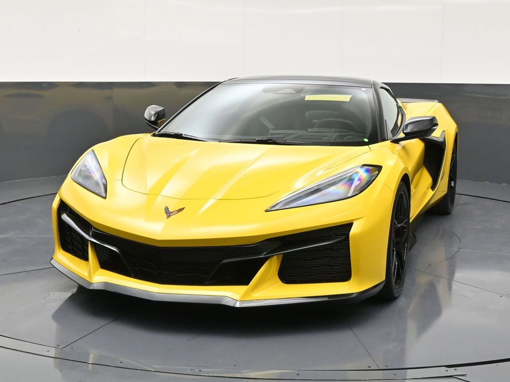 Used 2026 Chevrolet Corvette Z06 RWD image 8