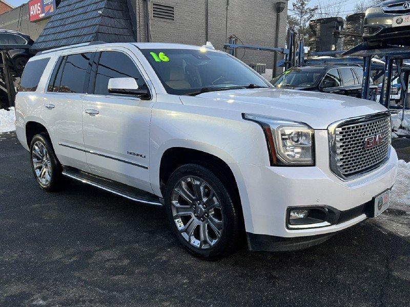 Used 2016 GMC Yukon Denali w/ Open Road Package image 3