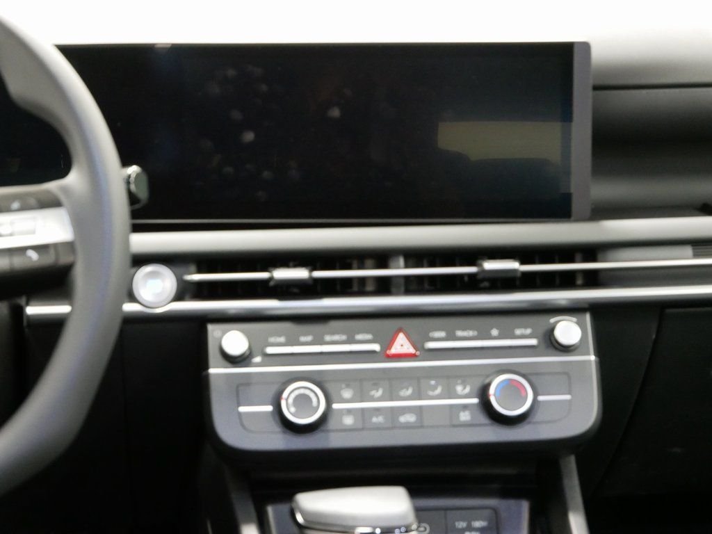 Certified 2025 Hyundai Tucson SE AWD/4WD image 17