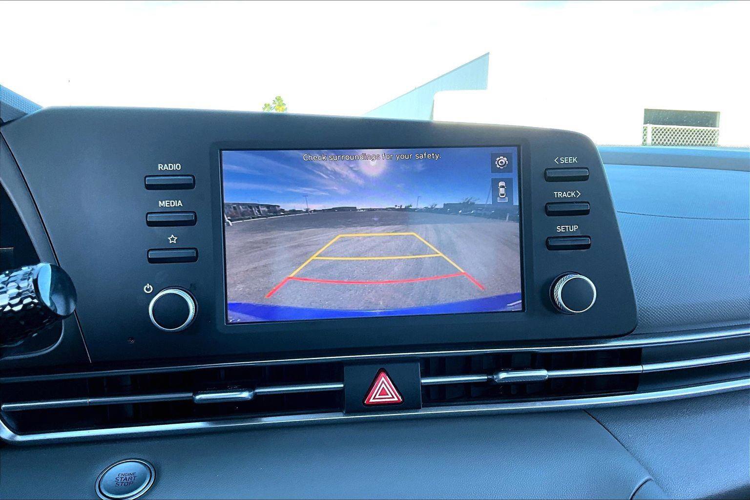 Used 2023 Hyundai Elantra Blue image 20