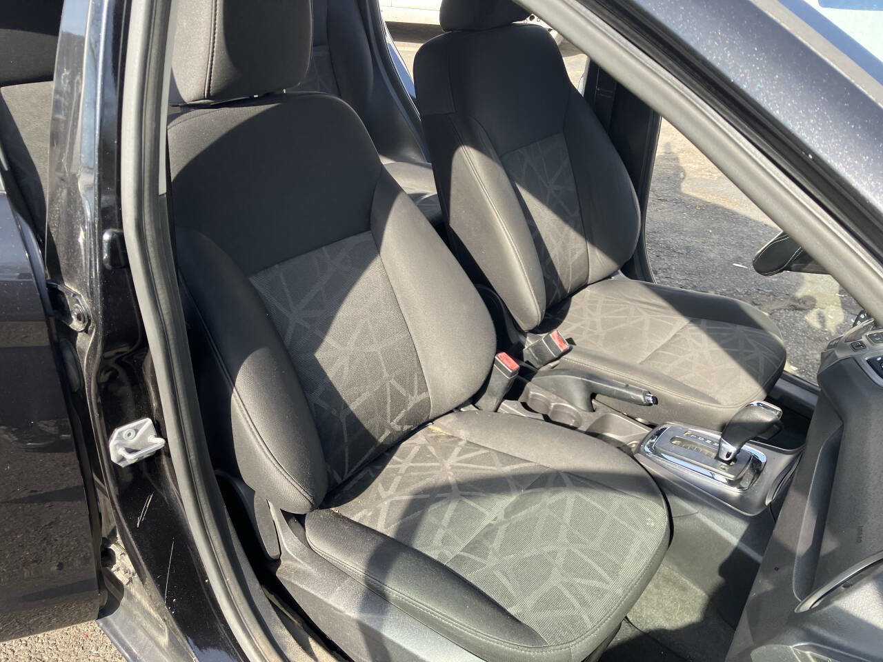 Used 2011 Ford Fiesta SE w/ 203A Rapid Spec Order Code image 27