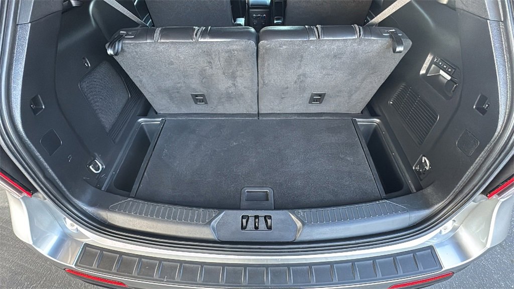 Certified 2024 Ford Explorer ST w/ Equipment Group 401A image 25