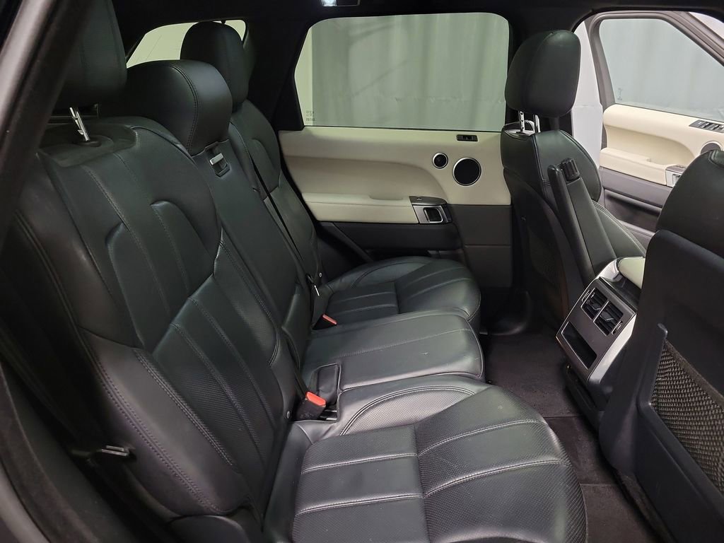 Used 2017 Land Rover Range Rover Sport HSE image 23