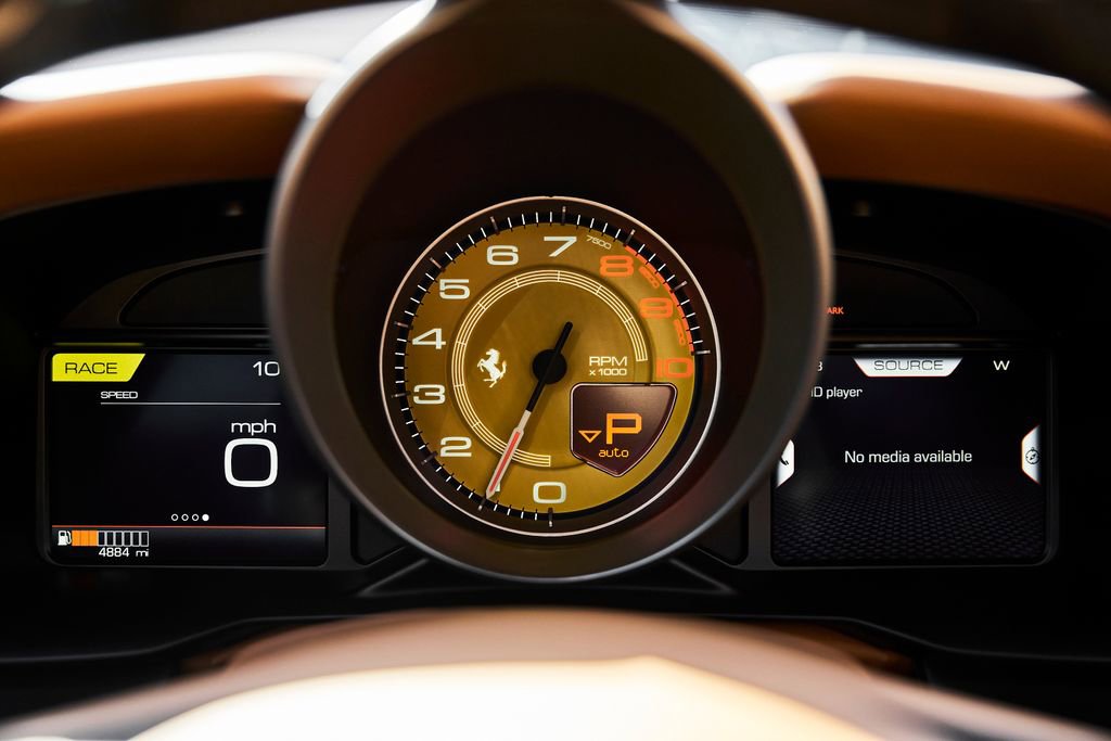 Used 2020 Ferrari F8 Tributo image 63