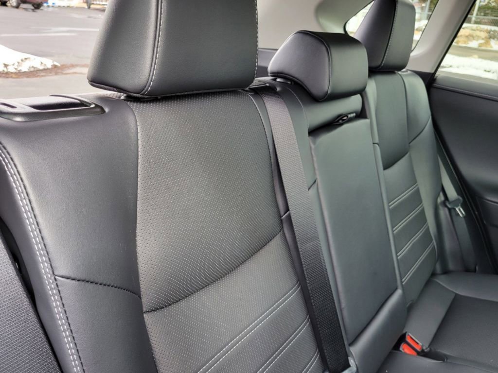 Used 2023 Toyota RAV4 Limited image 28