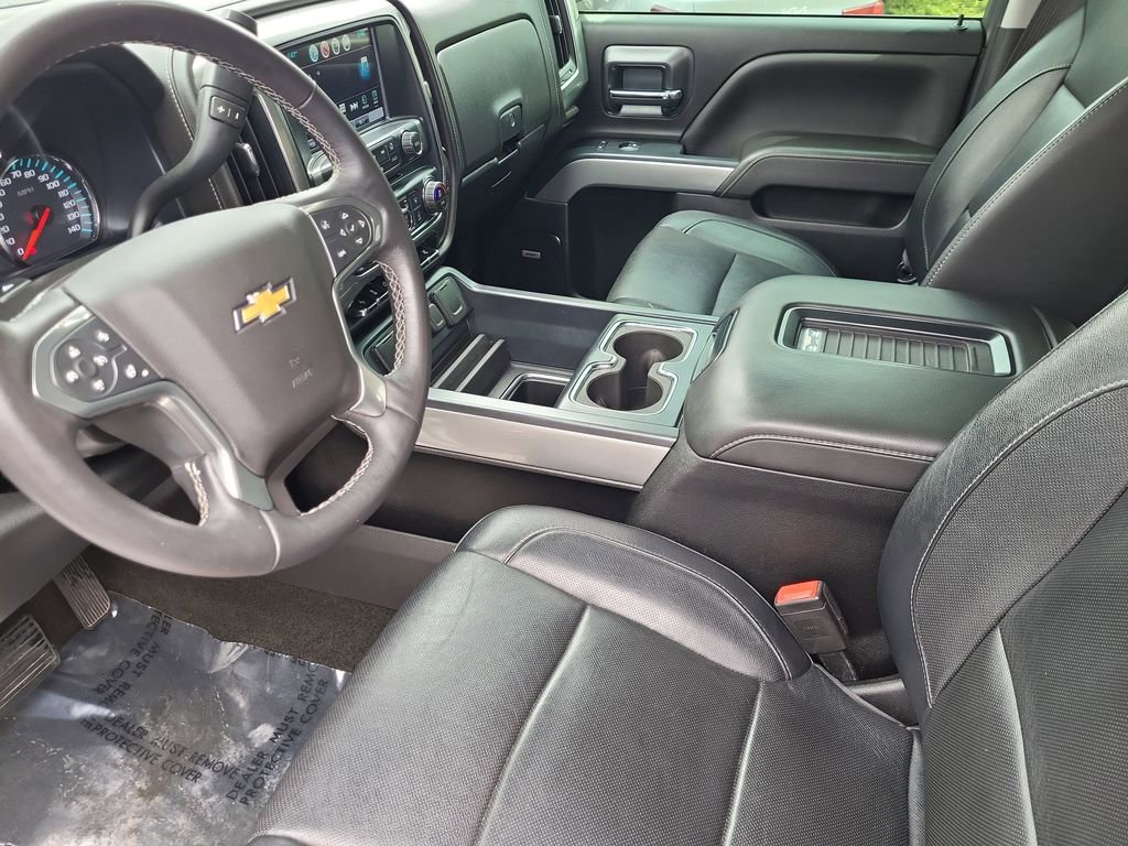 Used 2017 Chevrolet Silverado 1500 LTZ Z71 w/ LTZ Plus Package AWD/4WD image 11
