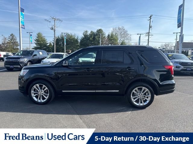 Certified 2018 Ford Explorer XLT w/ Equipment Group 202A AWD/4WD image 4