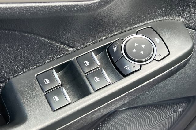 Used 2022 Ford Escape SE image 12