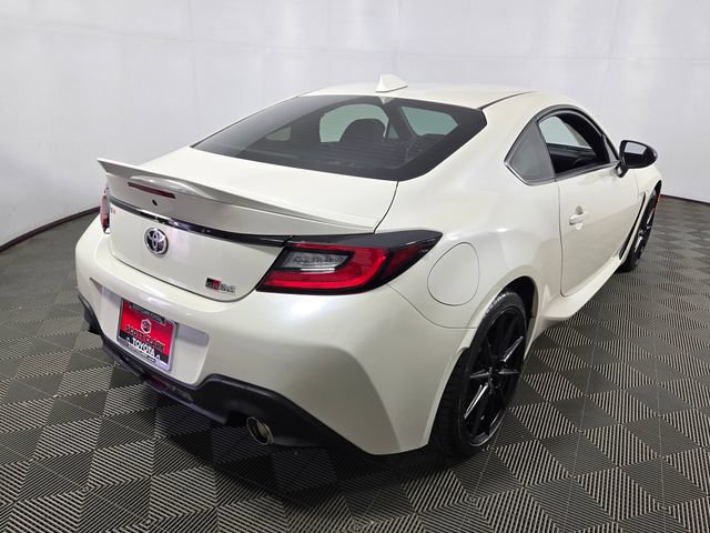 Used 2025 Toyota GR86 Premium RWD image 8