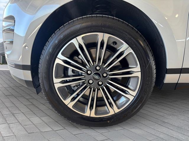 New 2026 Land Rover Range Rover Evoque Dynamic SE image 9