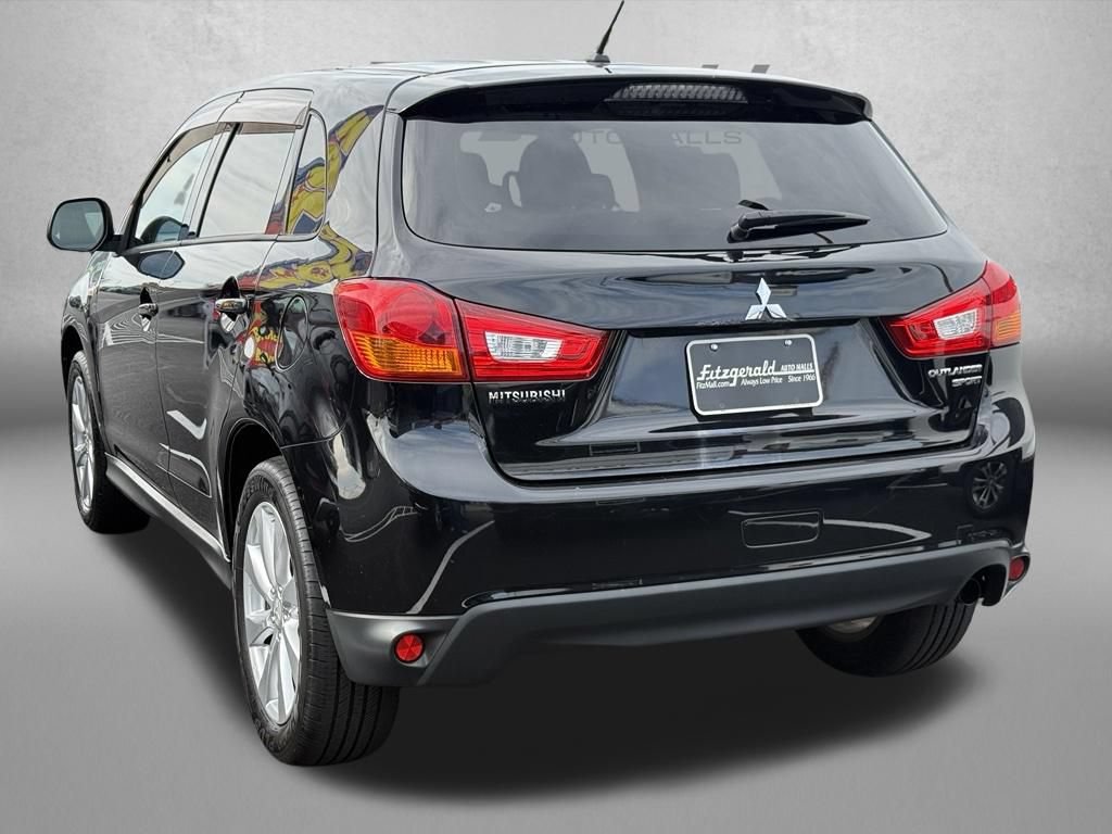 Used 2015 Mitsubishi Outlander Sport ES AWD/4WD image 5