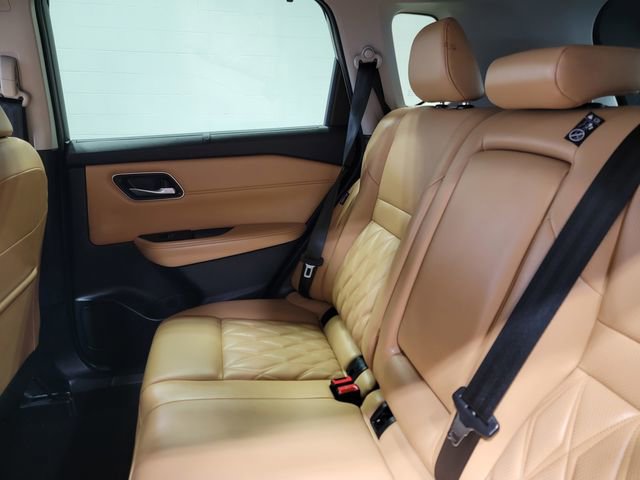 Used 2023 Nissan Rogue Platinum w/ Platinum Premium Package image 14