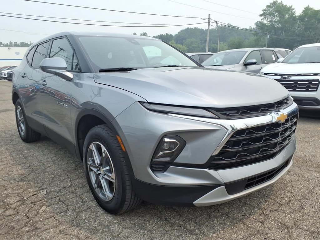 Used 2024 Chevrolet Blazer LT w/ LPO, Floor Liner Package AWD/4WD video 3