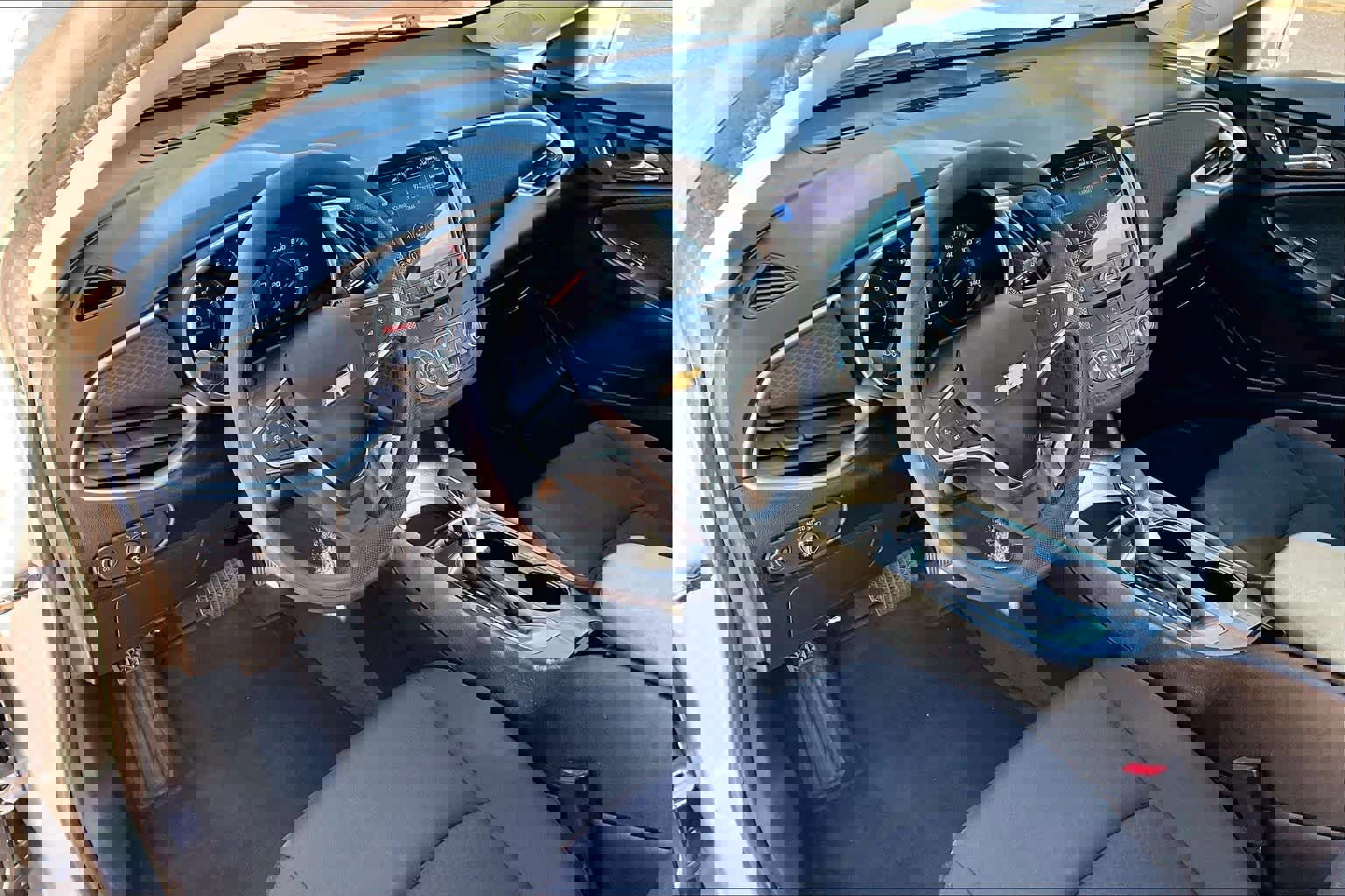 Used 2022 Chevrolet Malibu LS w/ Driver Confidence Package II image 16