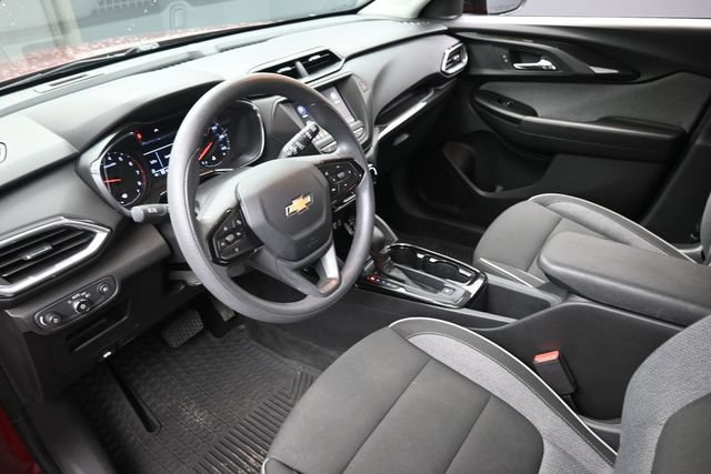 Used 2023 Chevrolet TrailBlazer LT AWD/4WD image 14