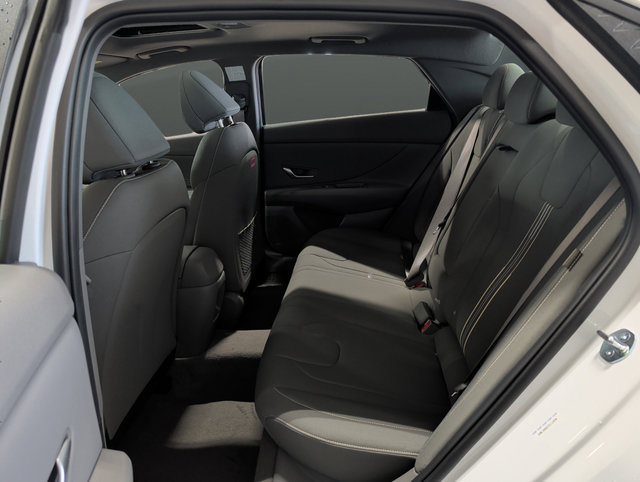 New 2026 Hyundai Elantra SEL Sport Premium w/ Cargo Package FWD image 29
